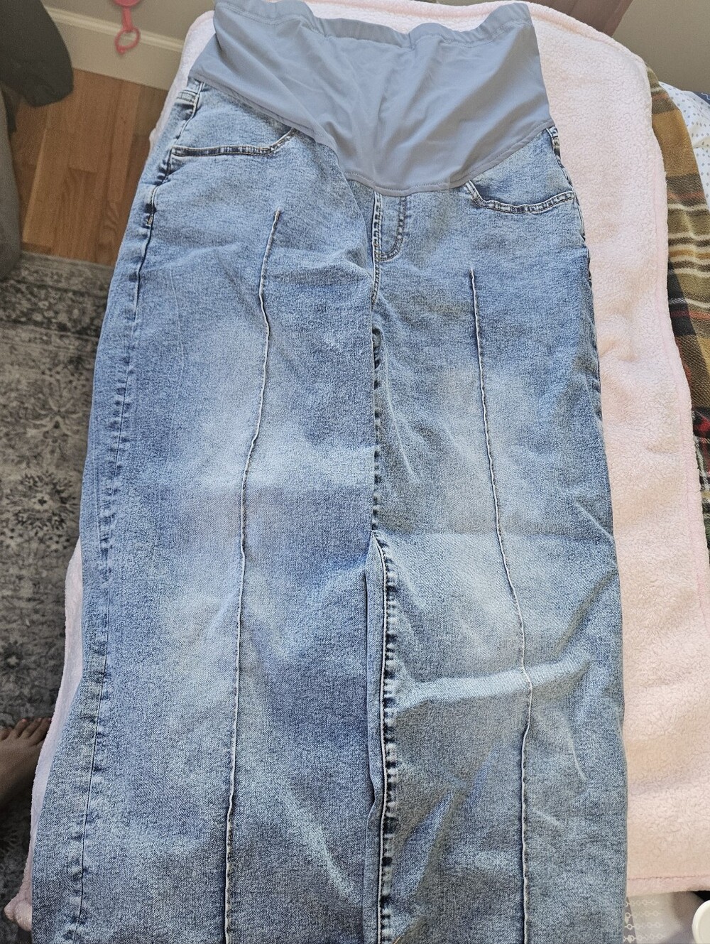 Maternity Denim Jeans with Stretch Panel - Light Blue XL